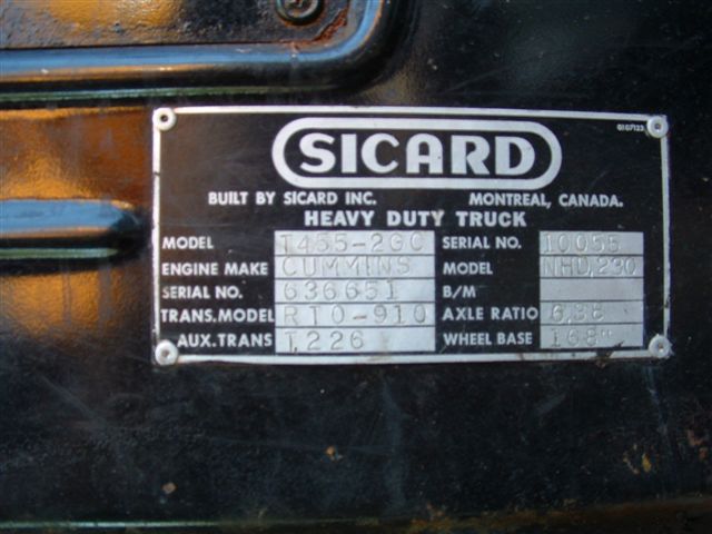http://www.badgoat.net/Old Snow Plow Equipment/Trucks/Sicard Plow Trucks/Sicard Plow Truck/GW640H480-4.jpg